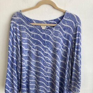 Chicos Womans Top sz 3 Blue White Stripes Pullover Round Neck Rayon Spandex